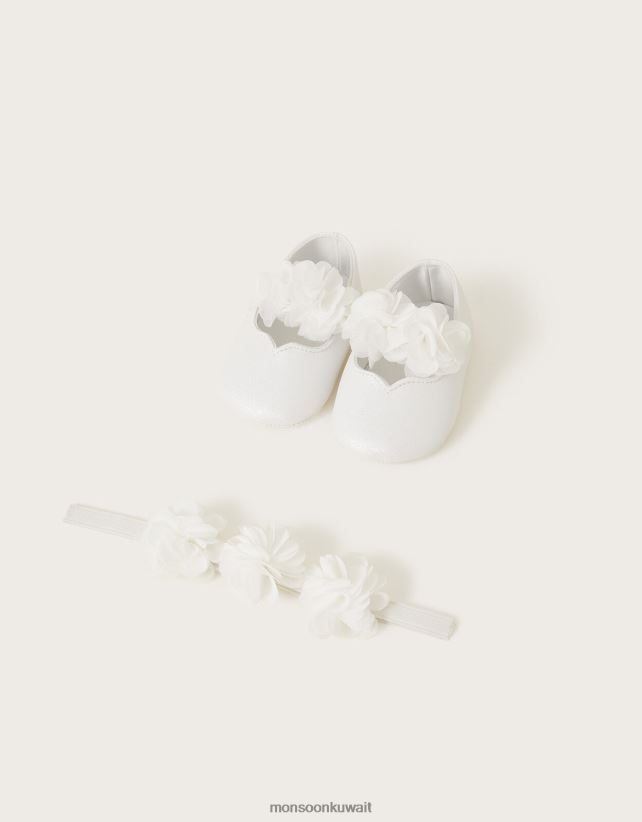 Monsoon Kuwait - مجموعة الصدار باندو والجزمة أحذية عاج Monsoon أطفال N4BV8X2327